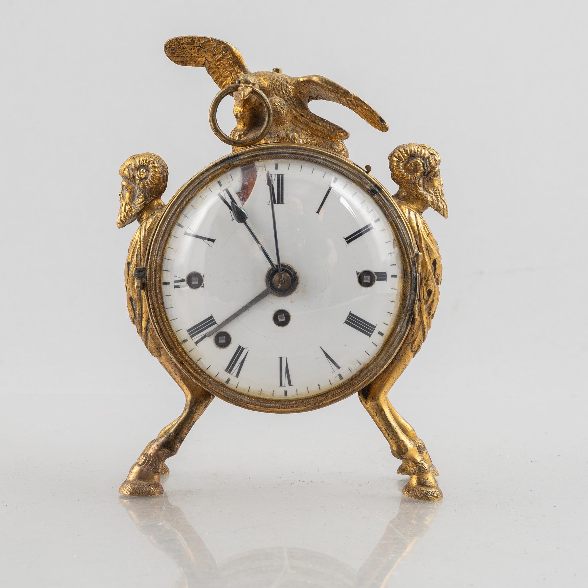 An Austrian Empire ormolu 'pendule d'officer", Vienna, circa 1800.