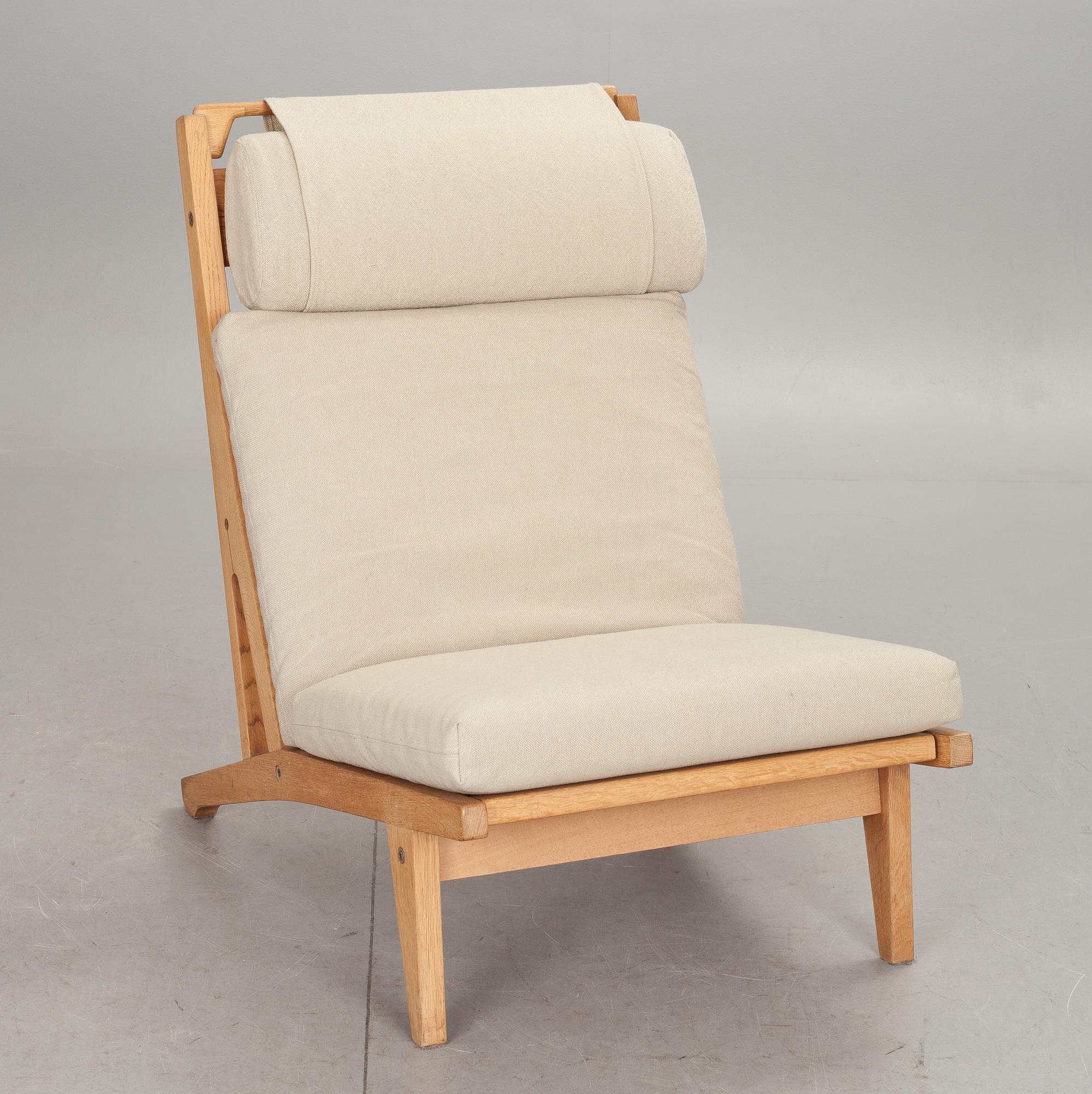 FÅTÖLJ, "GE-375" Hans J Wegner, Getama, 1900-talets andra hälft.