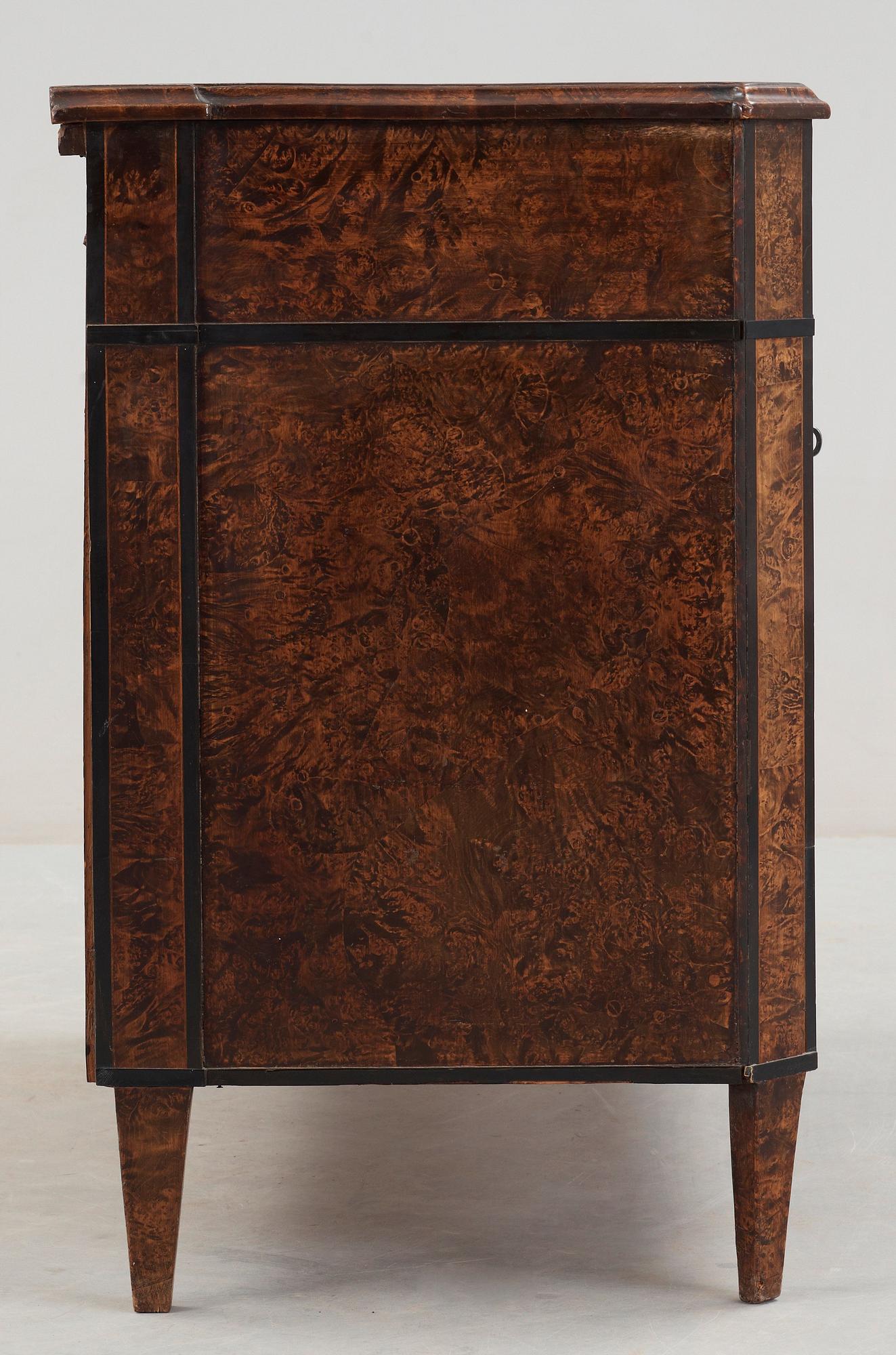 A late Gustavian circa 1800 commode.