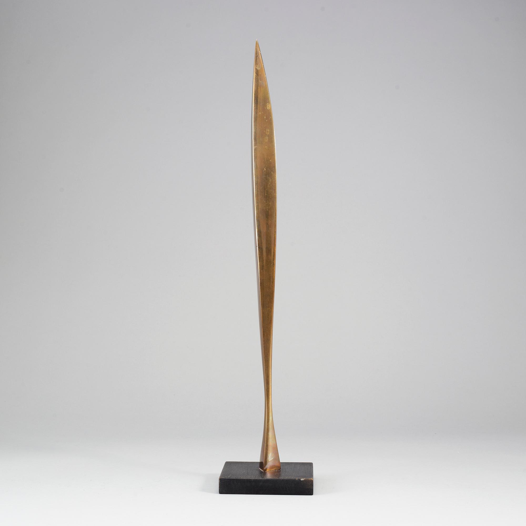 VEIKKO KERÄNEN, bronze, signed and numbered 5/8 underneath the base.
