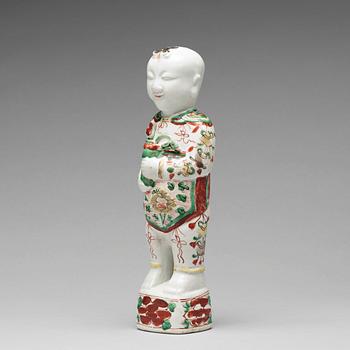 760. A wucai figure, Qing dynasty, Kangxi (1662-1722).