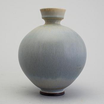 BERNDT FRIBERG, vas i stengods, Gustavsberg studio 1977.