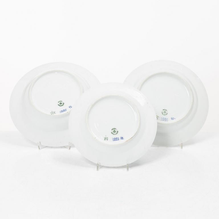 Royal Copenhagen, A 46 pieces "Blue Fluted Half Blond" service, 'Musselmalet', 1889-1922 and post 1923.