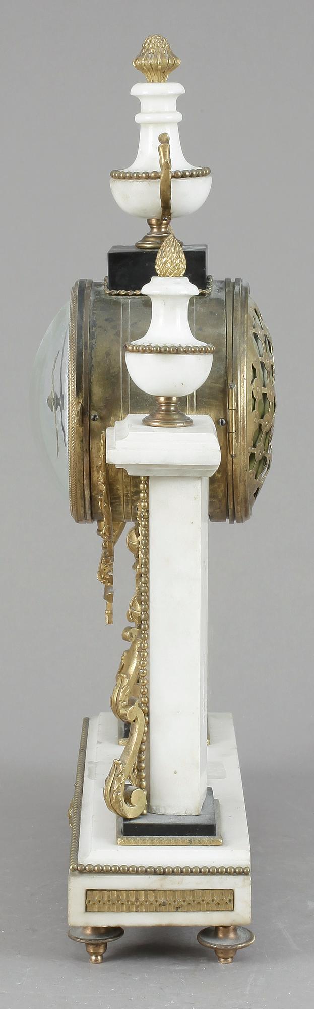 BORDSPENDYL, Louis XVI-stil, 1900-tal.