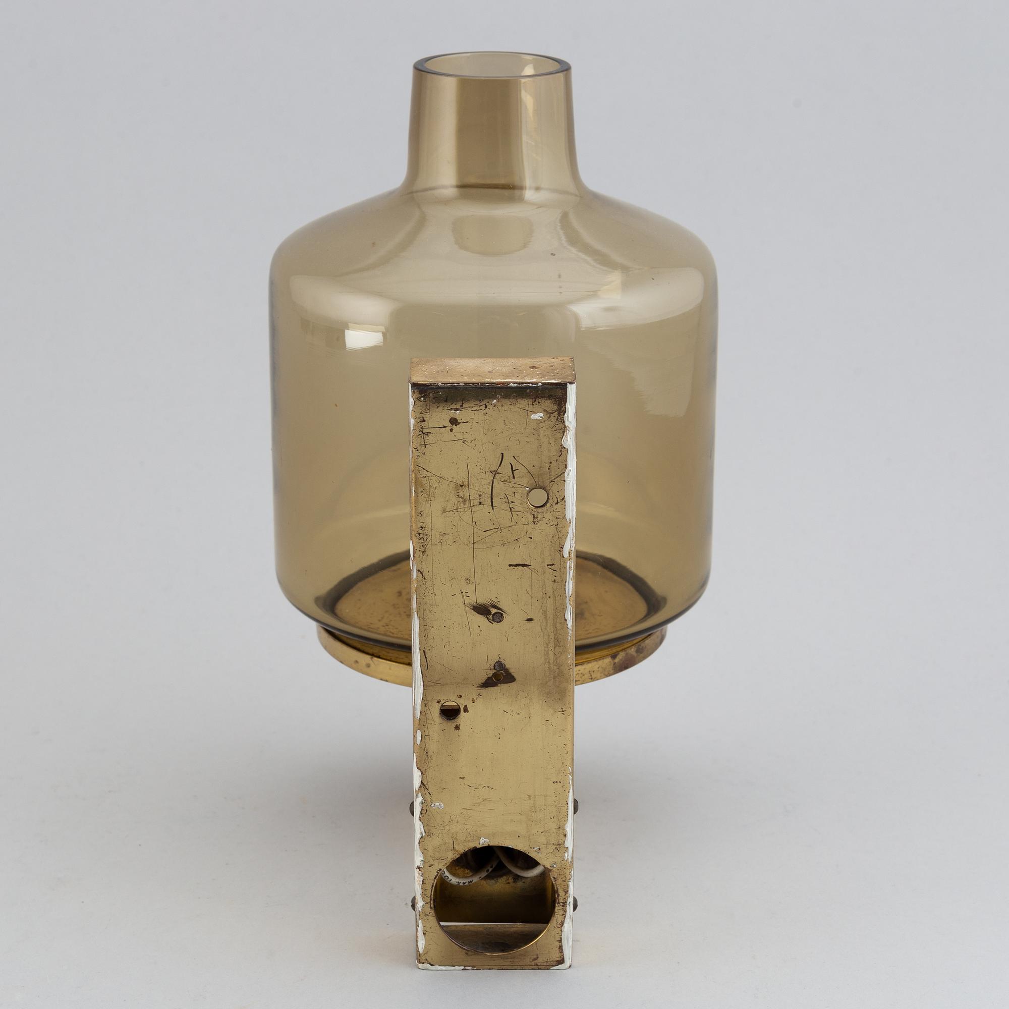 Hans Agne Jakobsson, vägglampa, "V222", Markaryd, 1900-talets andra hälft.