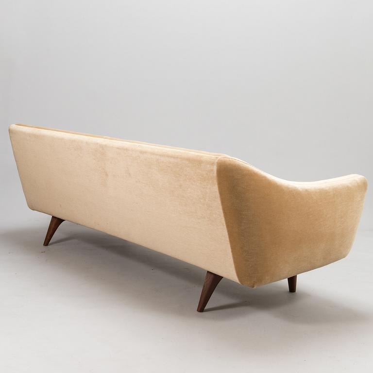 ILLUM WIKKELSÖ, a 1950's Danish 'ML-140' sofa for A. Mikael Laursen & Søn, Århus.