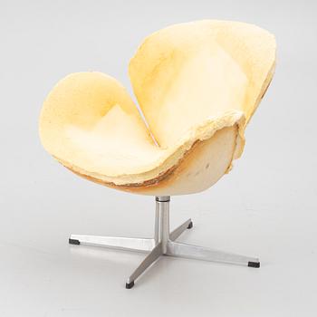 Arne Jacobsen, Armchair, “Swan”, Fritz Hansen, Denmark.