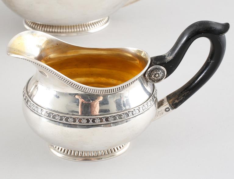 A silver coffee set by JMJ in Gothenburg.