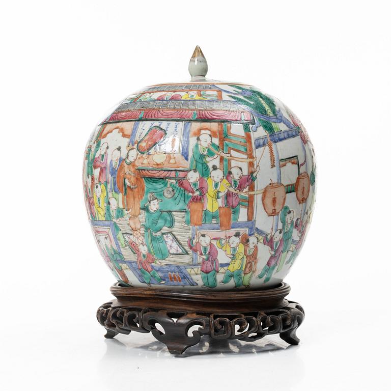 Kruka med lock, porslin, Kina, sen Qingdynasti.