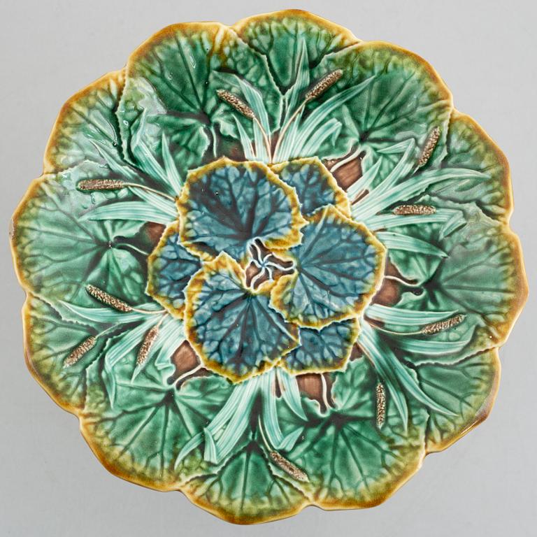 A majolica bowl, Gustavsberg, circa 1900.