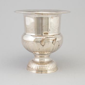 CHAMPAGNEKYLARE, försilvrad, 1900-tal.