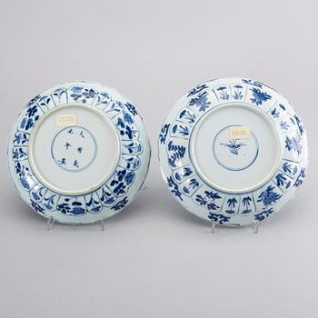 A set of two  Chinese Kangxi blue and white porcelain dishes.