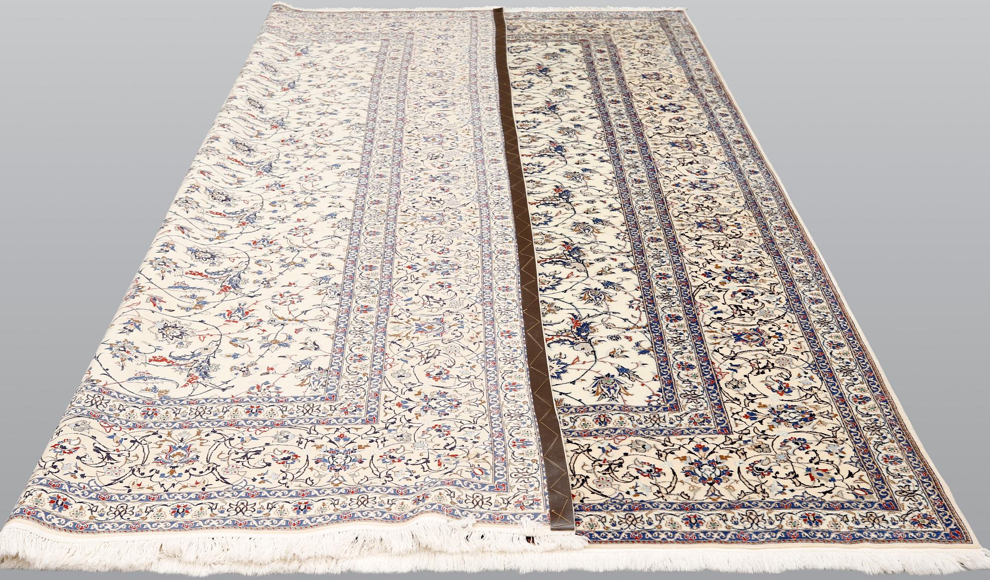 Matta, Nain Part Silk, S.K 4LAA, 350 x 255 cm.
