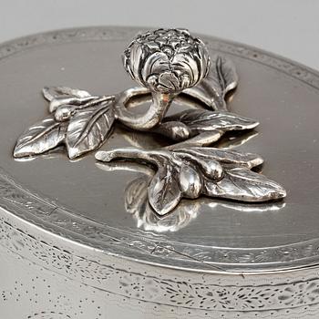 An English 18th century silver tea-box, mark of Joseph Preedy probably.