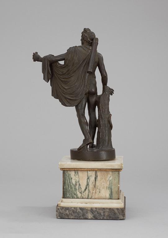 STATYETT. Föreställande Apollo di Belvedere. Rom, 1700-talets slut. Troligen av Righetti eller Zoffoli.