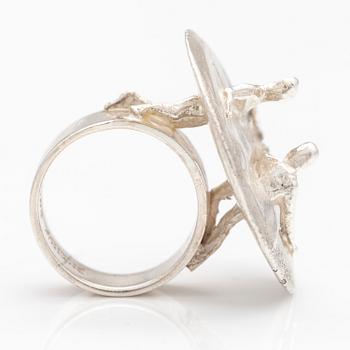 BJÖRN WECKSTRÖM, A sterling silver ring "Galactic dance". Lapponia 1971.