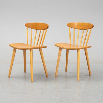 Rimbert Sandholdt, A pair of Swedish 'Gasell' chairs from Edsbyverken.