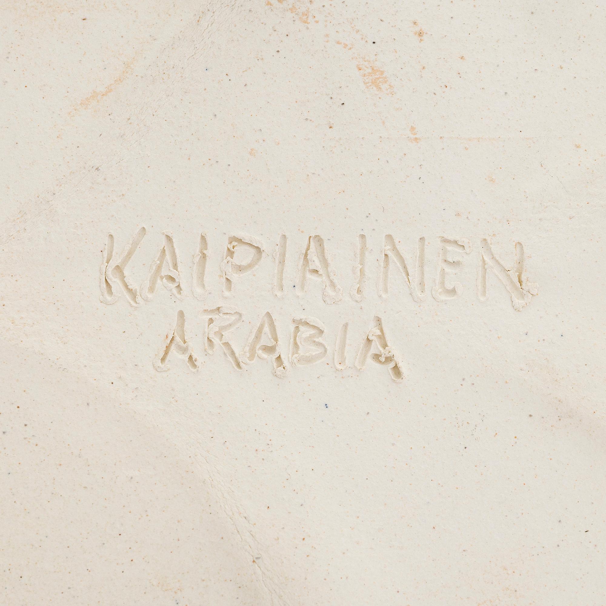 Birger Kaipiainen, koristevati, kivitavaraa, signeerattu Kaipiainen, Arabia.