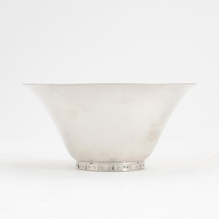 Wiwen Nilsson, a sterling silver bowl, A Nilsson, Lund 1930.