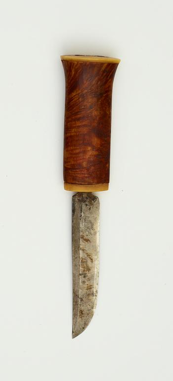 A Sami knife by Jon Pålsson Fankki 1922.
