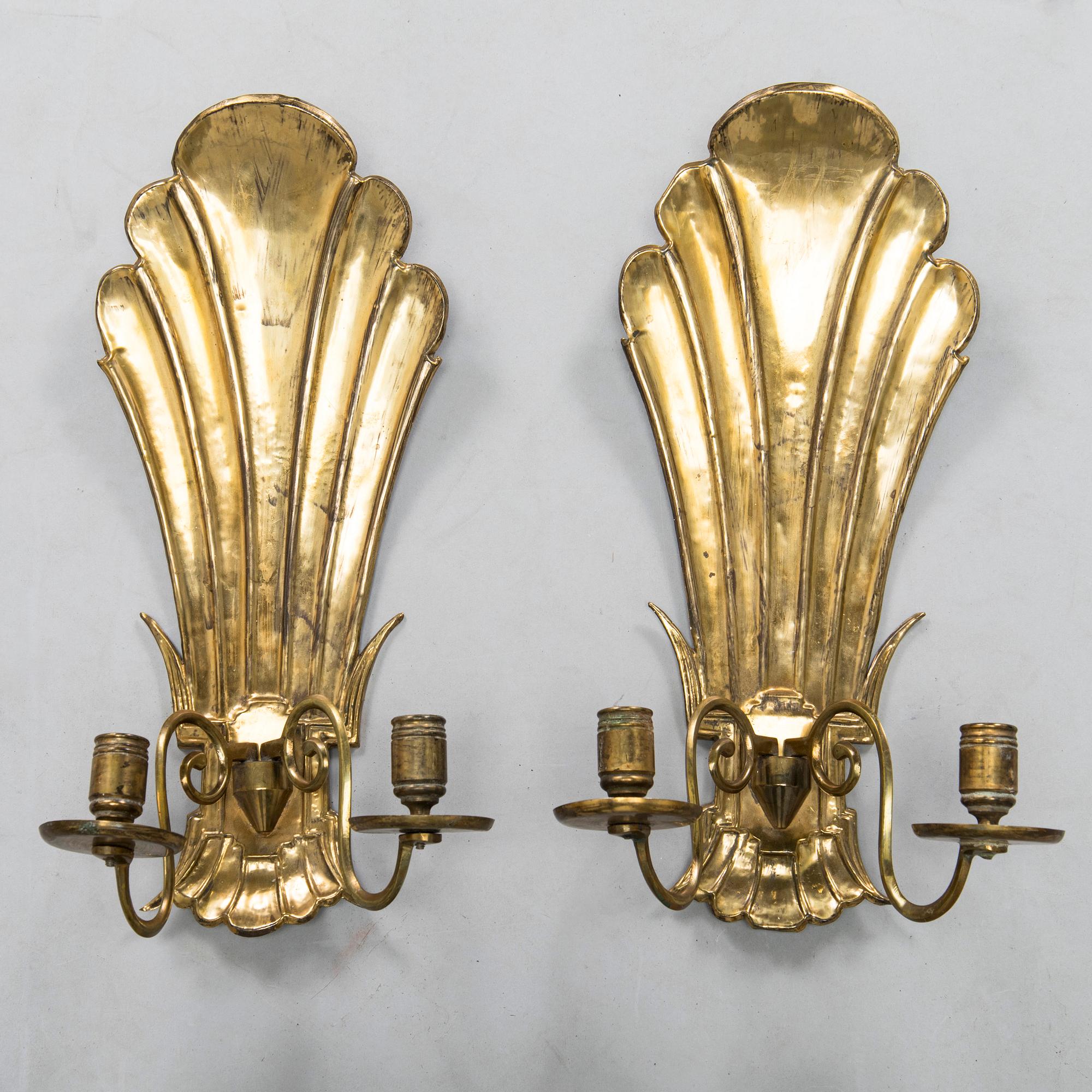 Paavo Tynell, vägglampetter, ett par, modell 7004S, Taito 1920-tal.