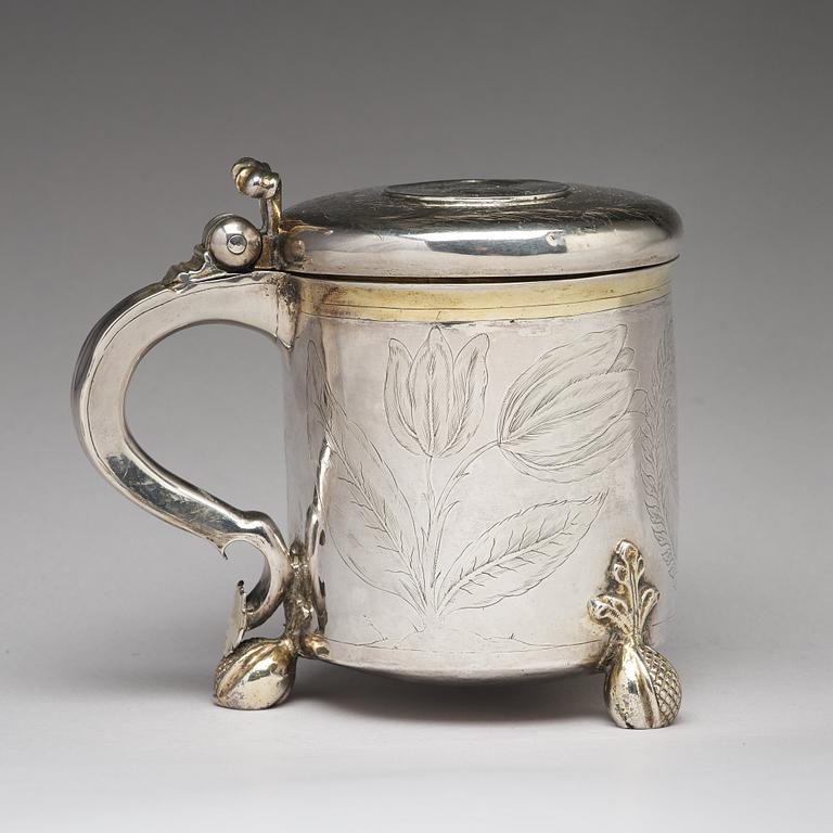 A Swedish 17th century parcel-gilt silver tankard, mark of Lars Månsson (Mariestad -1639-1662-).