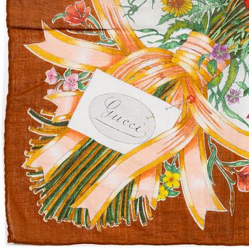 Gucci, a 'Flora' scarf.