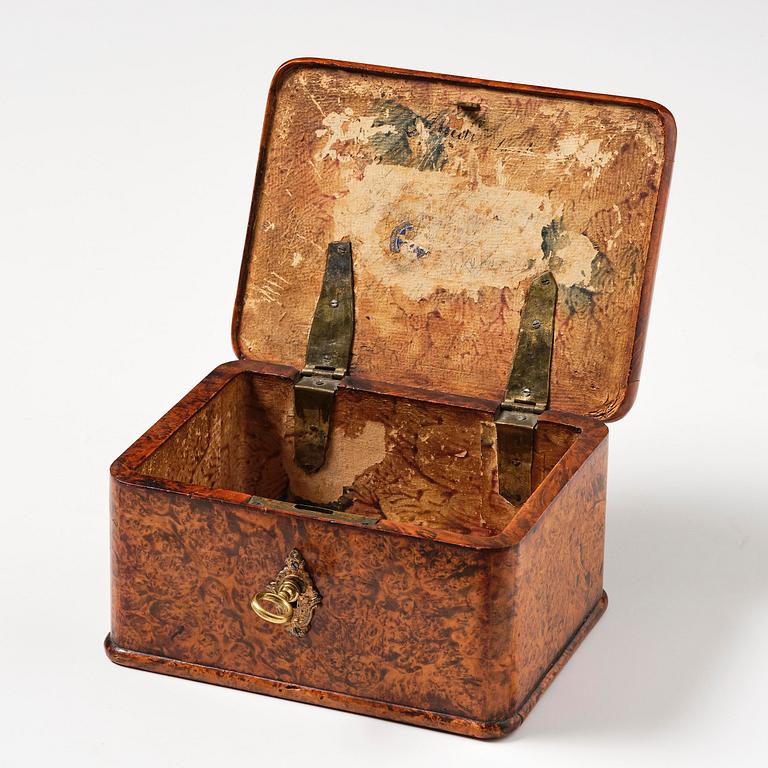 A burr-alder box by J. Sjölin (master 1767-85).