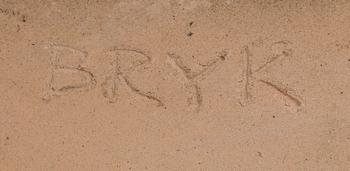 RUT BRYK, KERAMIKRELIEFER, ETT PAR. Sign. Bryk.