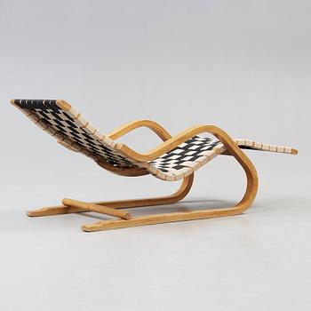 An Alvar Aalto 'model 39' lounge chair, made on license in Hedemora, Sweden 1945-55.