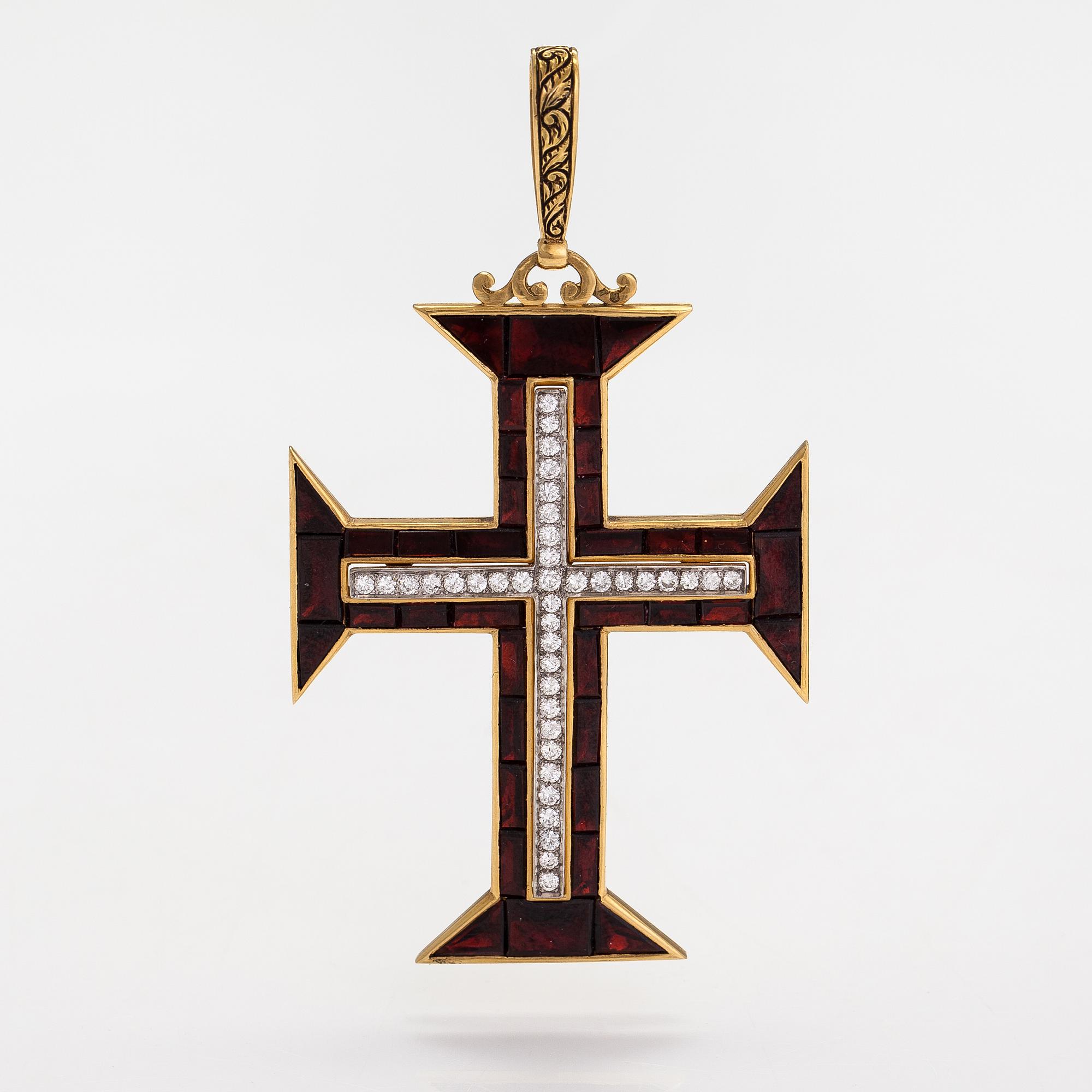 Kors, 'Order of Christ Portugal'.
18K guld, diamanter ca 1.00 ct och granater.