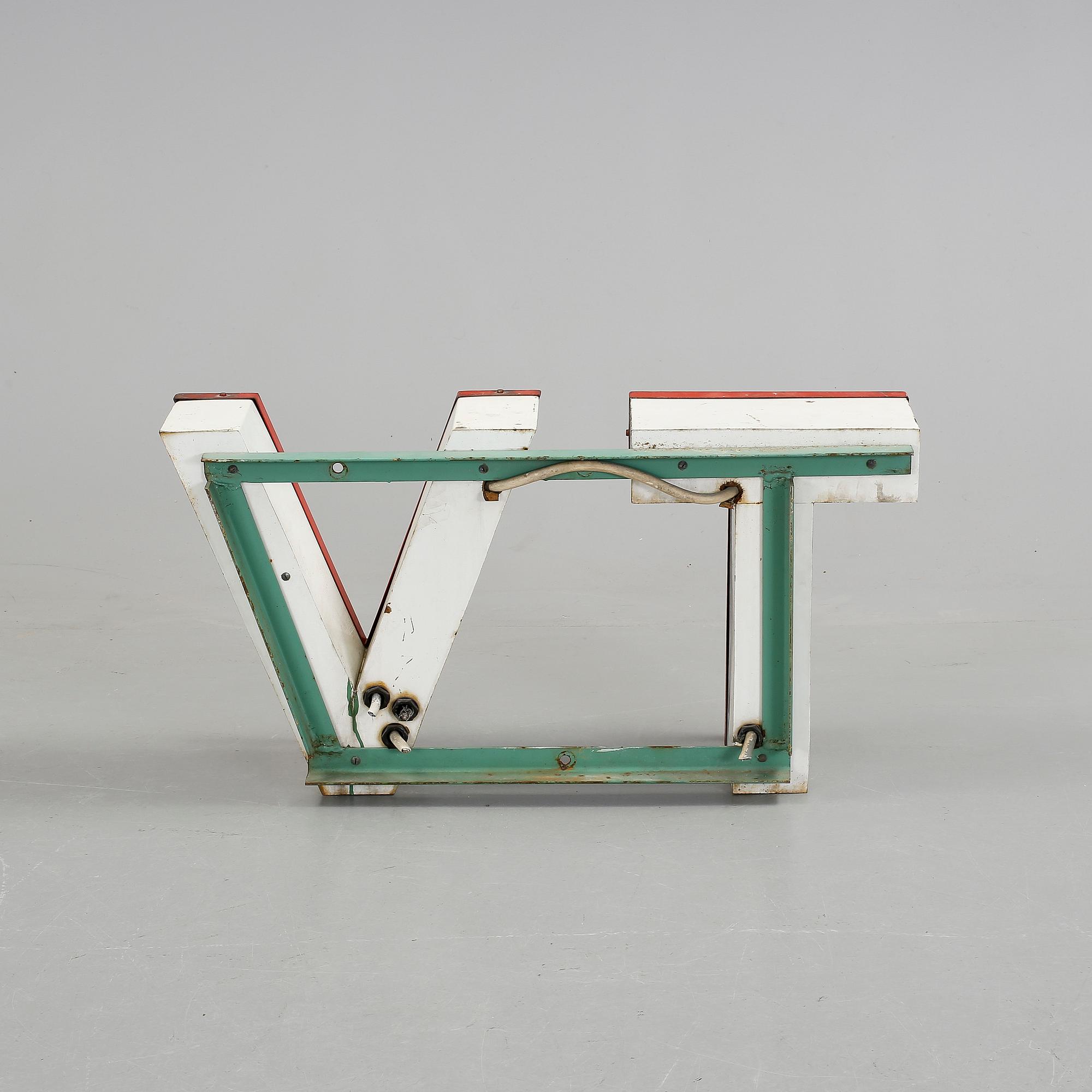 SKYLTBOKSTÄVER MED NEONRÖR, "TV", 1900-talets mitt.