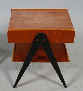 SÄNGBORD, ett par, 1950-/60-tal.