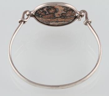 ARMRING, sterlingsilver. Vivianna Torun Bülow Hübe. Vikt 20,6 gram.