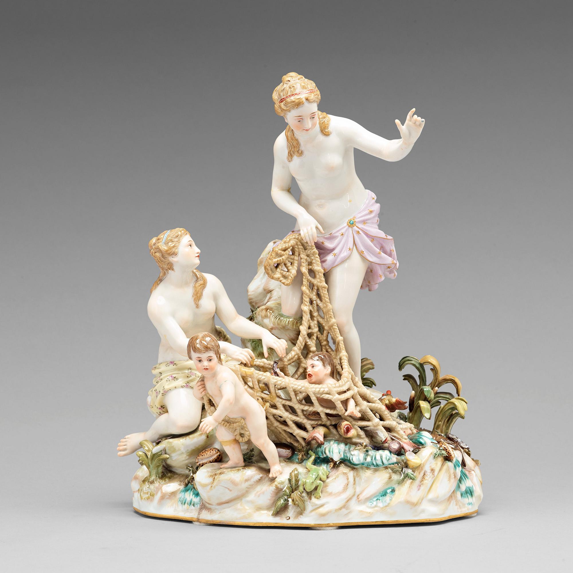 SKULPTURGRUPP, porslin. "Tritons fångst". Meissen, 1800-talets andra hälft. 2:a sortering.