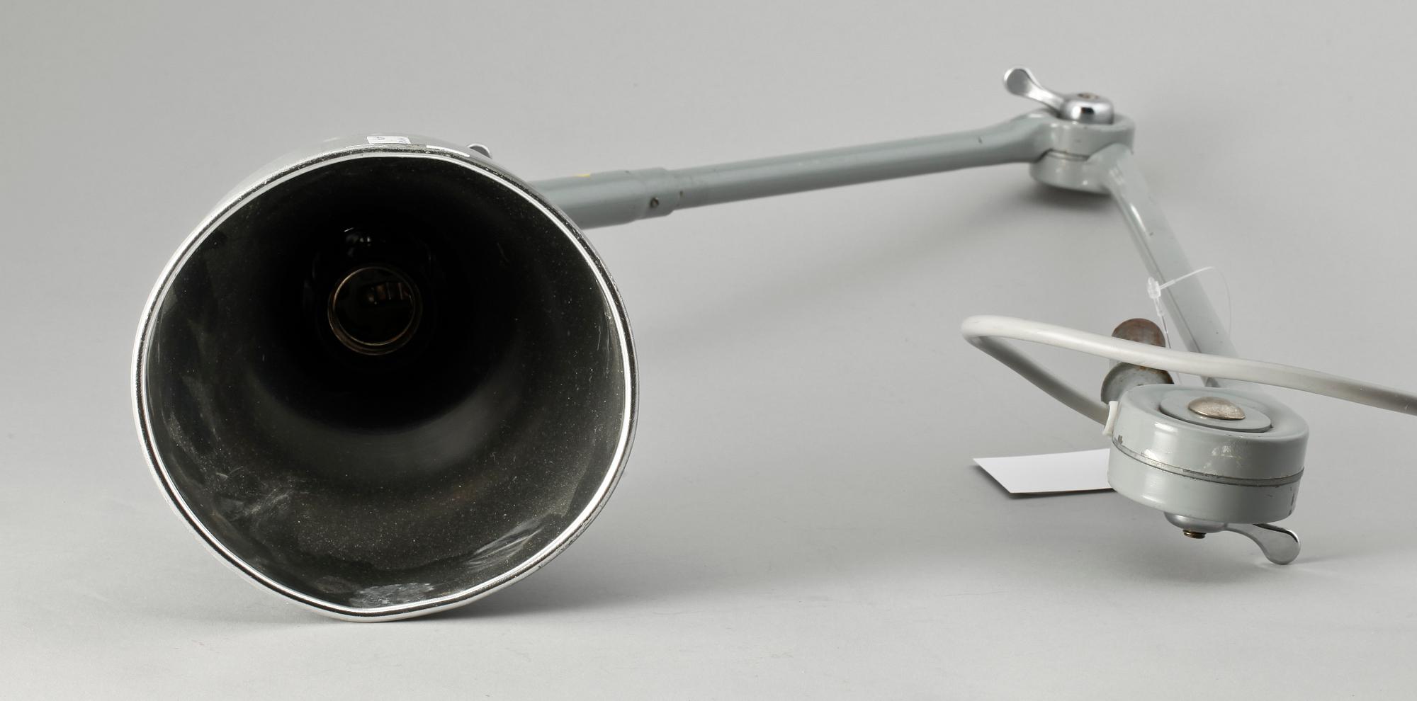 INDUSTRILAMPA, PeFeGe, Sverige, 1900-talets första hälft.