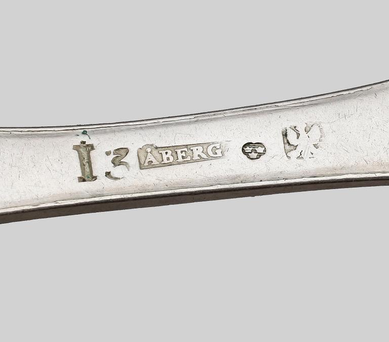 SKEDAR, silver, 7 st, Carl Petter Åberg, (1790-1831) Arboga, bl a dat 1815. Tot vikt ca 465 gram.