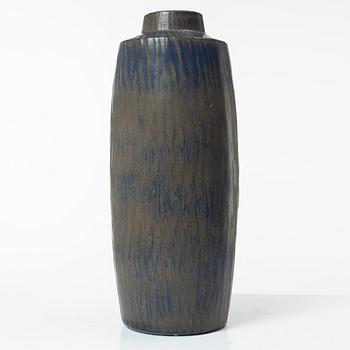 Gunnar Nylund, Vase, stoneware, "Rubus", Rörstrand, 1960s.