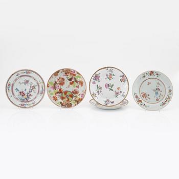 A set of five famille rose plates, Qing dynasty, 18th Century.