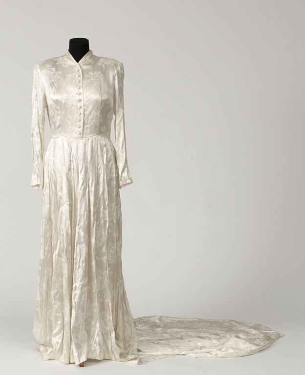 BRUDKLÄNNING, K. Williams, 1940-tal.