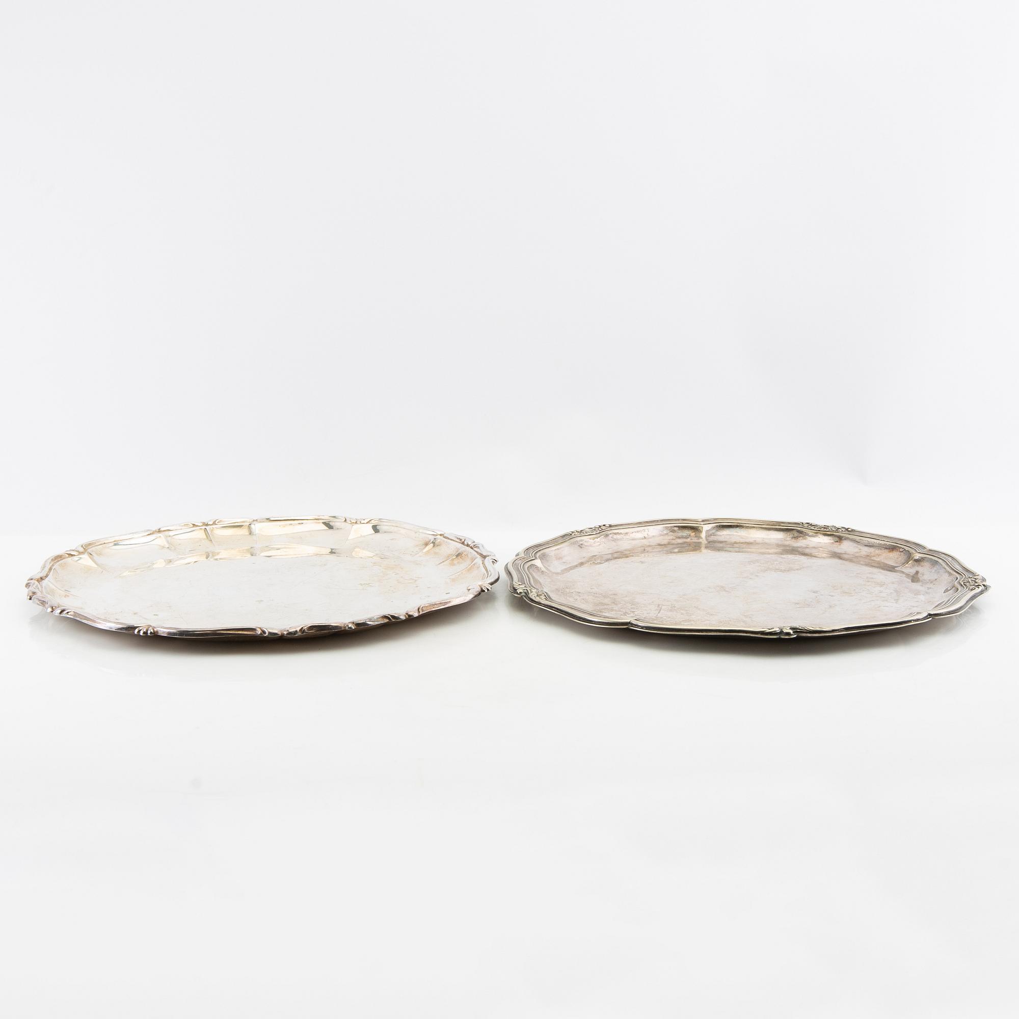Brickor/Uppläggningsfat 5 st nysilver 1900-talets första hälft.