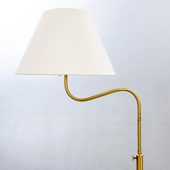 Josef Frank, golvlampa, "Lilla Kamelen", modellnr 2568, Firma Svenskt Tenn.