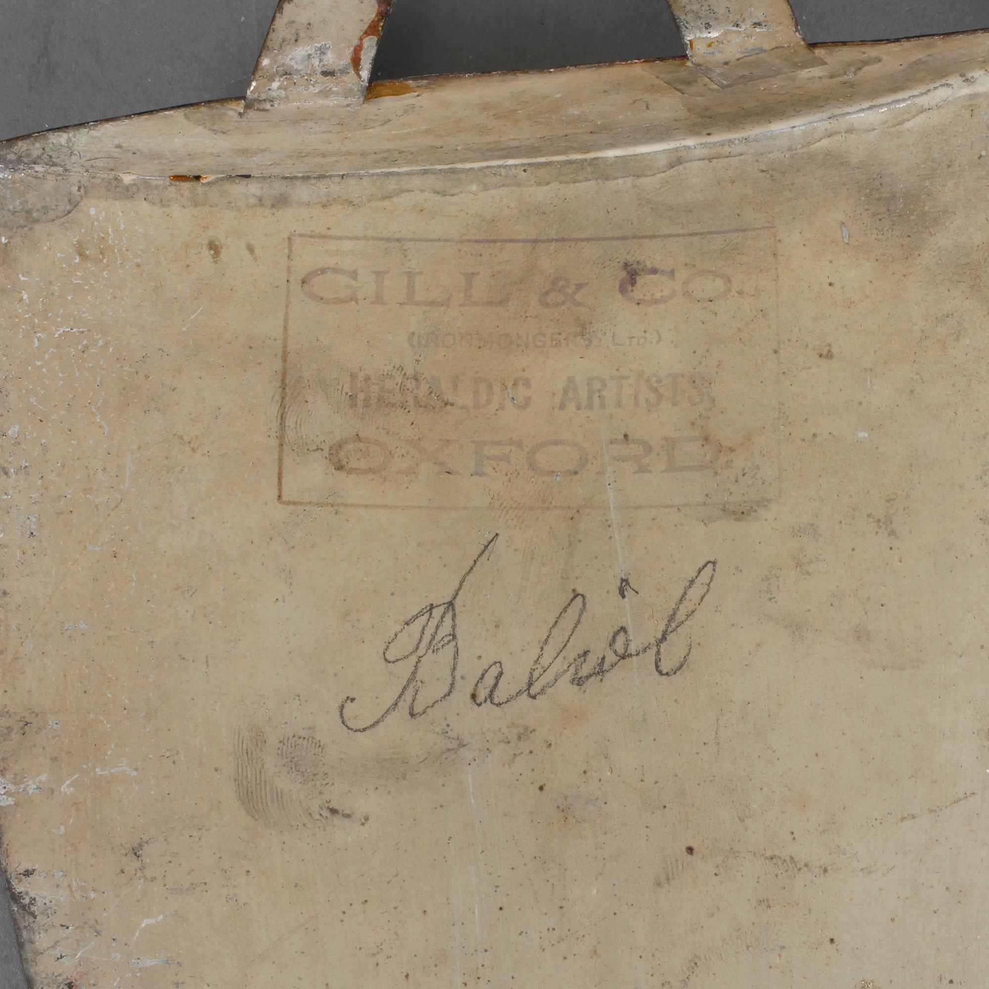 VAPENSKÖLDAR, Cill & Co, Oxford, 1900-tal.