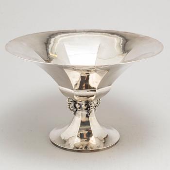 WA BOLIN, a large silver footed bowl, 1927.