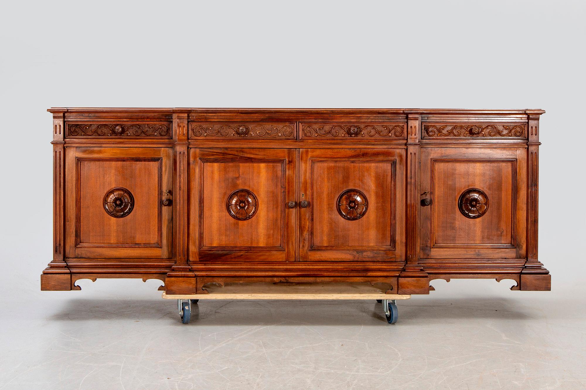 A display cabinet modern.