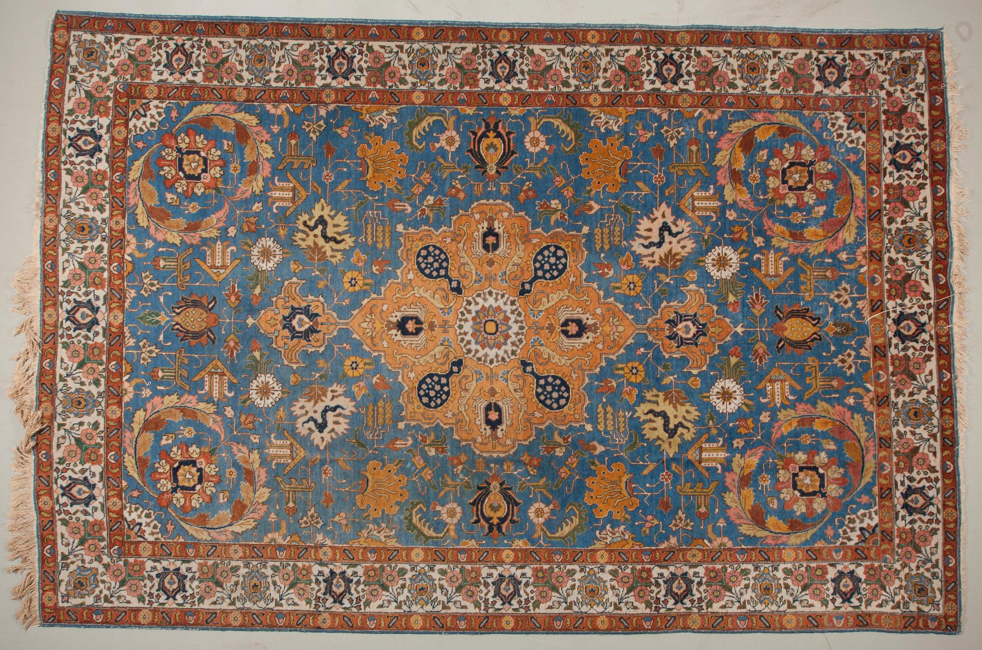 MATTA, semiantik, Täbriz, 207x312 cm.