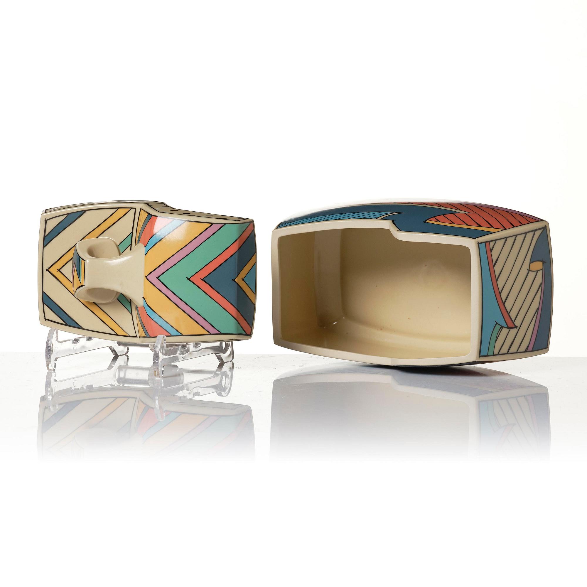 Dorothy Hafner, a 47-piece "Flash" ceramic dinner service, Rosenthal, Germany, post 1984.
