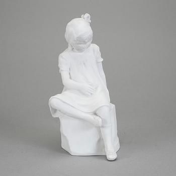 FIGURIN, parian, otydligt signerad, 1900-talets början.