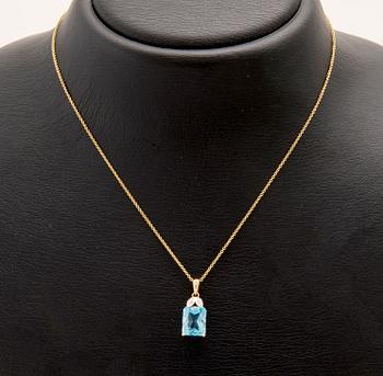 Halsband 14K guld med trappslipad blå topas och runda briljantslipade diamanter.