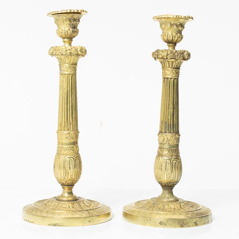 Ljusstakar, ett par, Frankrike, 1800-talets första hälft/mitt.